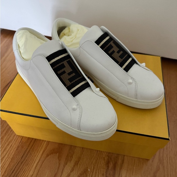 Fendi Vitel Sneakers - Picture 1 of 11